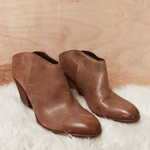 Dolce Vita Tan Leather Ankle Mules Booties Slip On